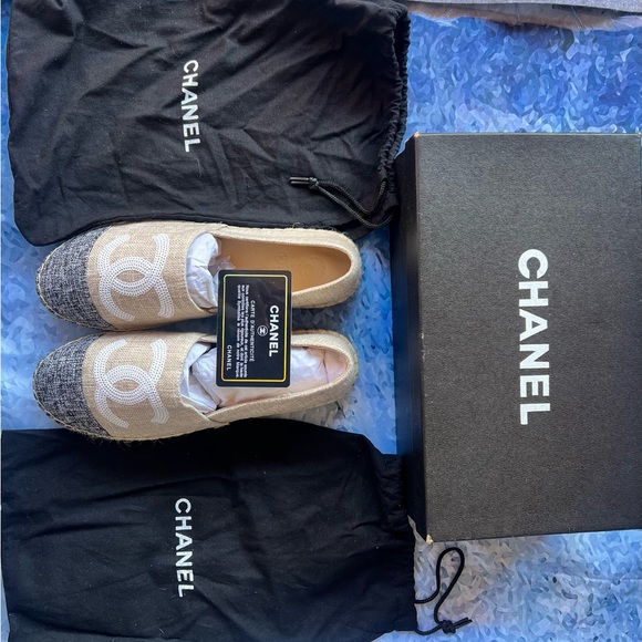 Apricot Chanel Espadrilles size 6.5 - Picture 5 of 9